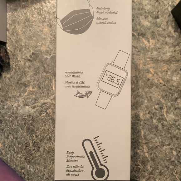 BNWT Accutime Thermometer LED Touchscreen Watch in Camo (comes with mask) unisex - Picture 4 of 8